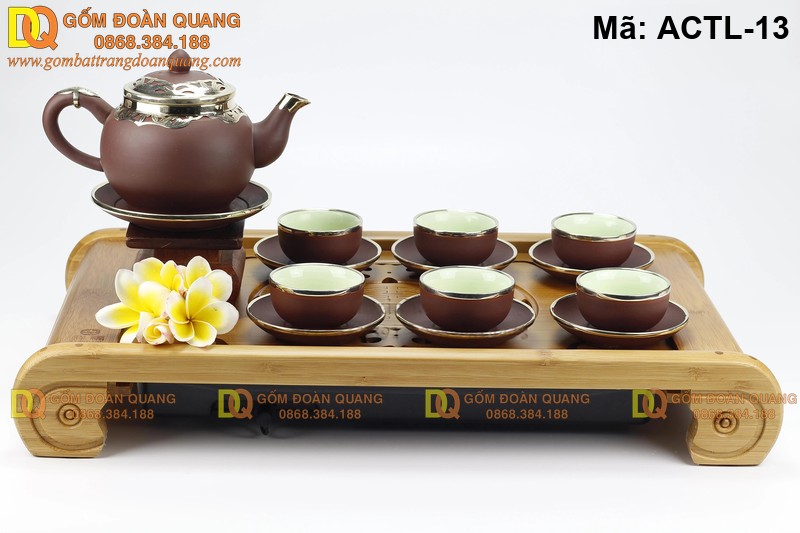 Ấm chén tử sa bọc đồng dáng chuông s1