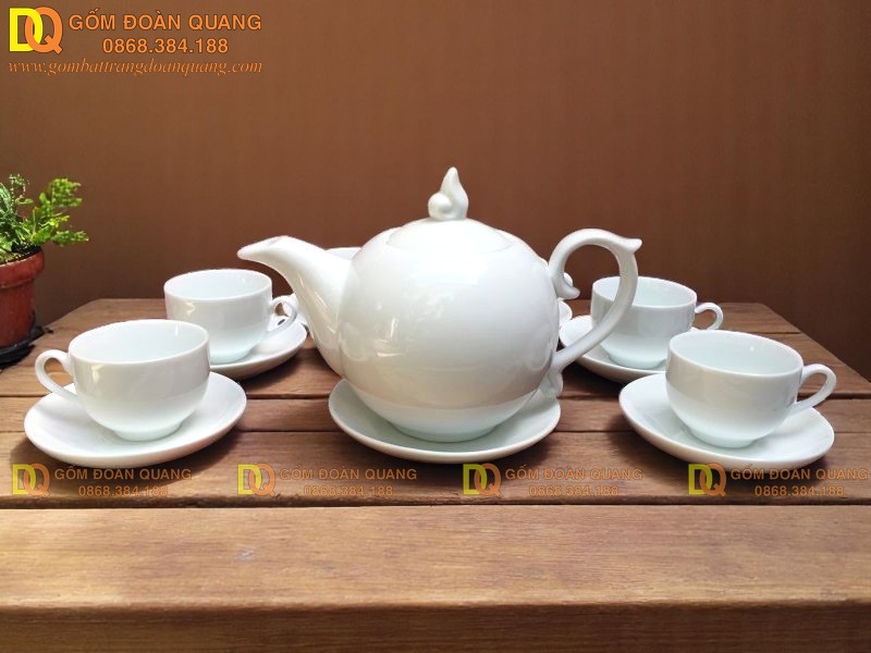 Bộ ấm chén quà tặng chóp lửa trắng dung tích 600ml