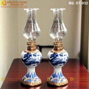 Đèn bàn thờ rất đẹp chân sứ cao men lam mã DT-032