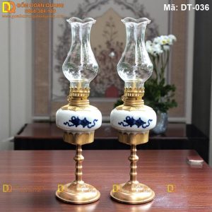 Đèn dầu thờ gốm sứ chân đồng cao mã DT-036