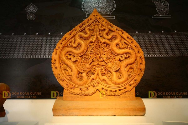 Gốm sứ Bát Tràng trong nghệ thuật kiến trúc Việt Nam