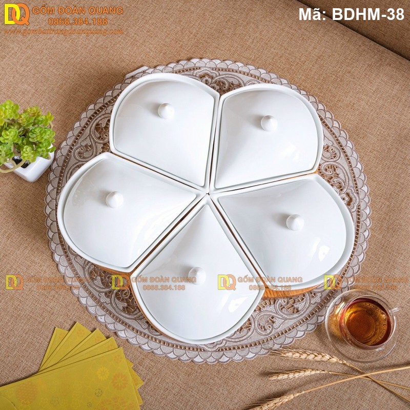 Hủ đựng kẹo sứ trắng đẹp xếp cánh hoa mã BDHM-38