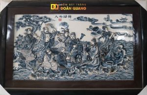 Tranh sứ đắp nổi Bát Tiên quá hải