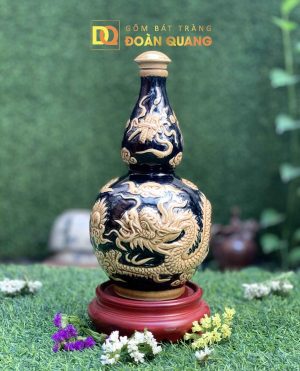 Nậm rượu men hoàng thổ rồng nổi gốm sứ