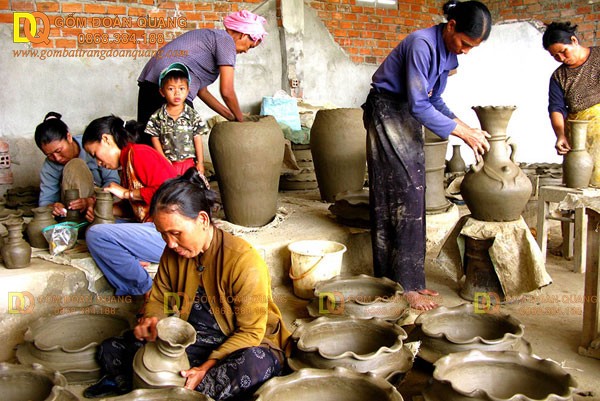 Gốm Bàu trúc và người phụ nữ Chăm