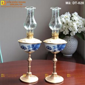 Mẫu đèn bàn thờ đẹp cho bàn thờ gia tiên nhỏ gọn mã DT-028