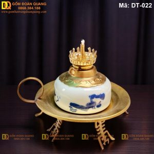 Trang trí đèn bàn thờ phong cách truyền thống với mã DT-022
