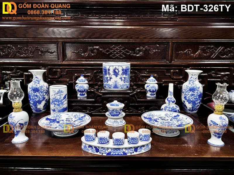Bộ đồ thờ bằng sứ Bát Tràng men lam mã BDT-326TY