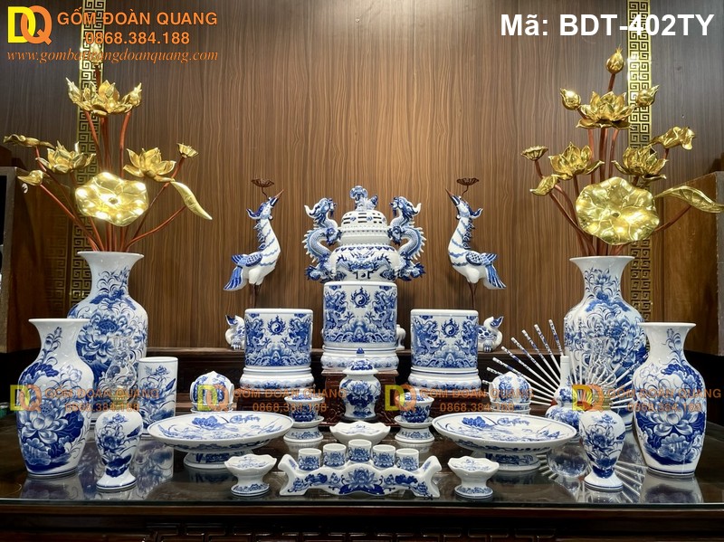 Bộ đồ thờ Bát Tràng đầy đủ men lam đẹp mã BDT-402TY