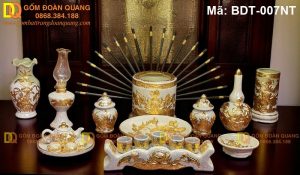 Bộ đồ thờ cảnh sen đắp nổi dát vàng mã BDT-007NT