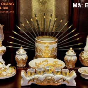 Bộ đồ thờ cảnh sen đắp nổi dát vàng mã BDT-007NT