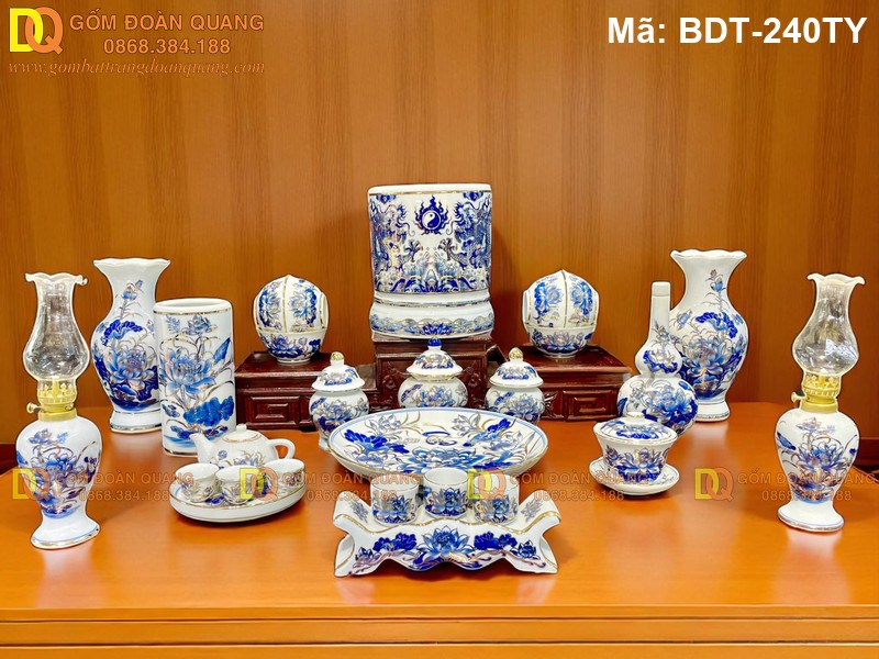 Bộ đồ thờ đầy đủ cho bàn thờ Việt mã BDT-240TY
