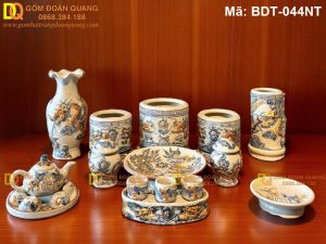 Bộ đồ thờ gốm Bát Tràng cho bàn thờ nhỏ mã BDT-044NT