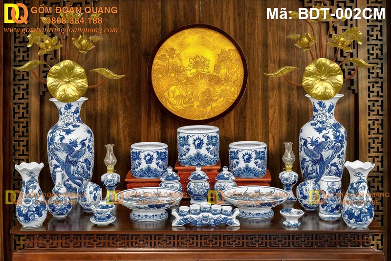 Bộ đồ thờ men lam 3 bát hương vẽ rồng mã BDT-002CM