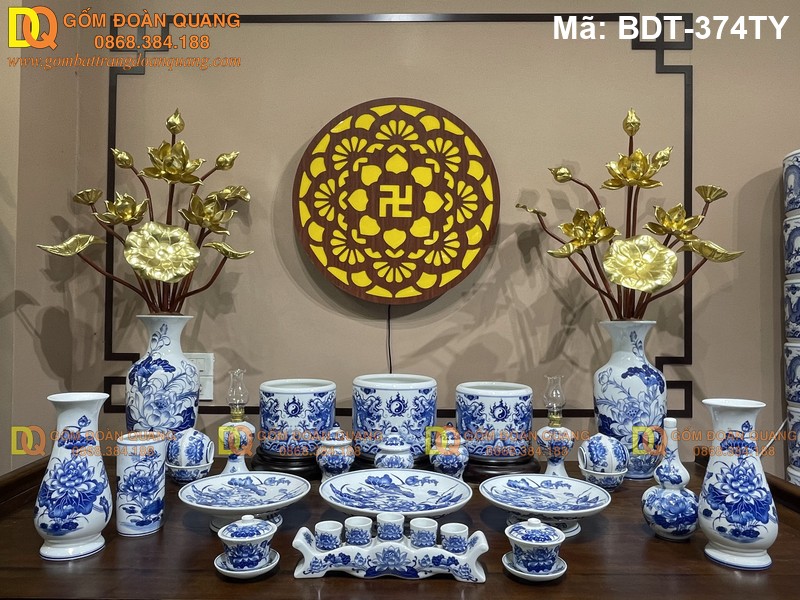 Đồ thờ bằng gốm Bát Tràng men lam mã BDT-374TY