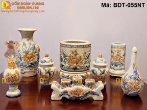 Giá bộ đồ thờ Bát Tràng mới nhất tại xưởng Gốm Đoàn Quang mã BDT-055NT