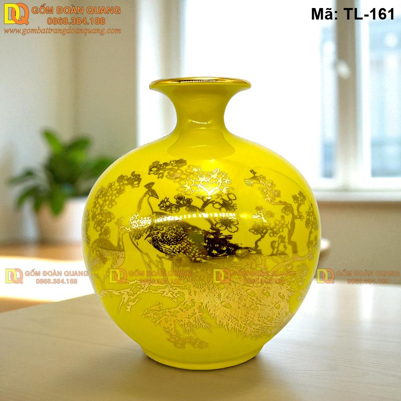 Bình chiêu tài lộc mạ vàng cảnh Công Đào mã TL-161