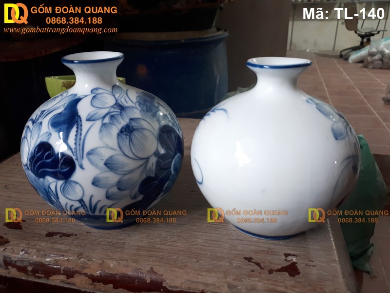 Bình hút lộc mini vẽ tay cảnh Sen mã TL-140