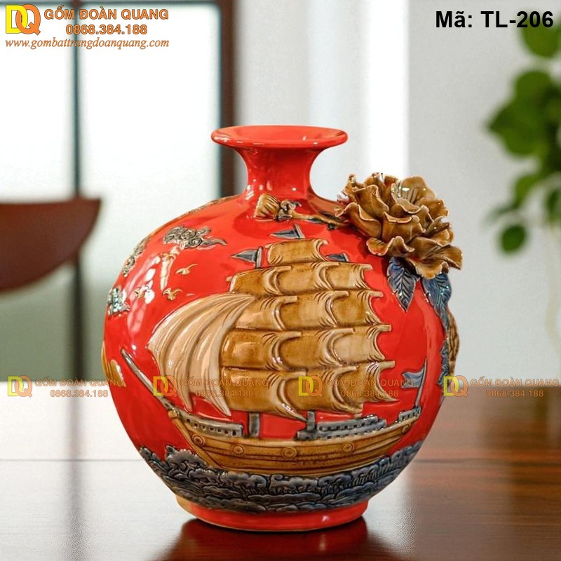 Bình hút lộc phong thủy nền màu Đỏ đắp nổi Thuyền Buồm mã TL-206