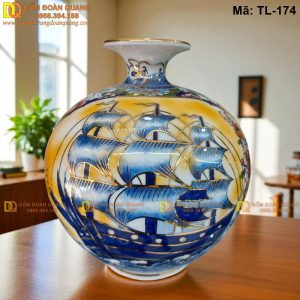 Bình tài lộc cao cấp vẽ tay cảnh Thuận Buồm Xuôi Gió mã TL-174