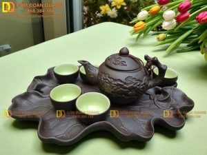 Bộ ấm chén tử sa bát tràng Hoa Châm khay lá sen