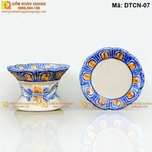 Chân nến thờ bằng sứ men hoàng thổ mã DTCN-07