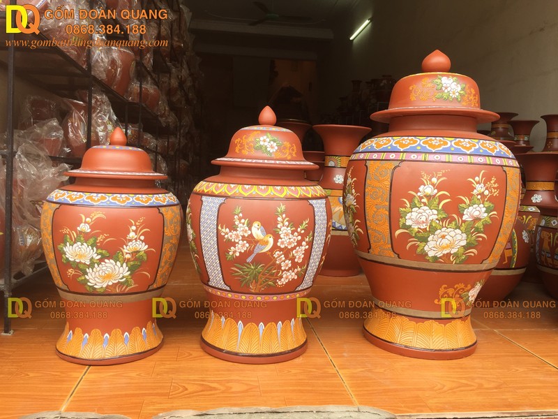 Gốm sứ hợp người mệnh Bạch Lạp Kim