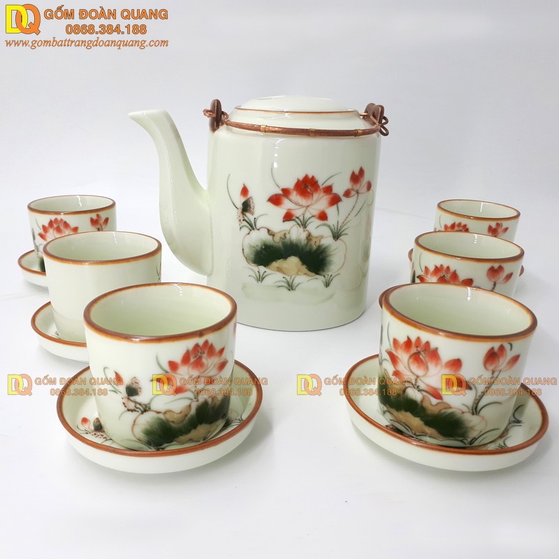 Ấm tích Bát Tràng