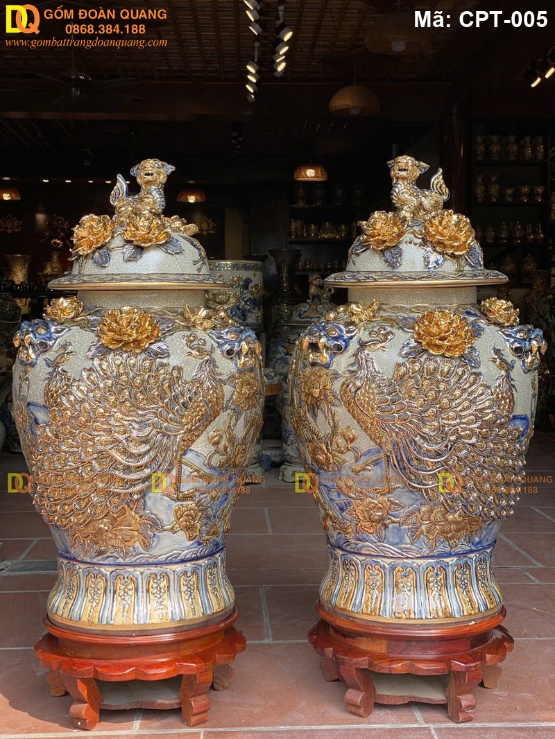 Chóe gốm sứ Men rạn đắp nổi cảnh Công đào Vẽ vàng mã CPT-005 – Ảnh 2