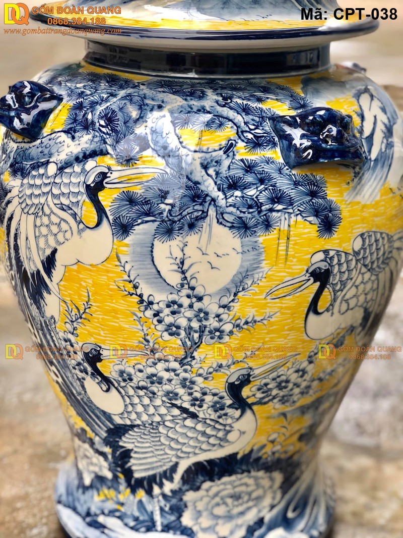 Chóe phong thủy Bát Tràng Men màu vàng cảnh Tùng hạc mã CPT-038 – Ảnh 3