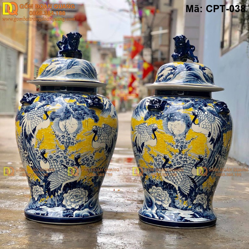 Chóe phong thủy Bát Tràng Men màu vàng cảnh Tùng hạc mã CPT-038 – Ảnh 5