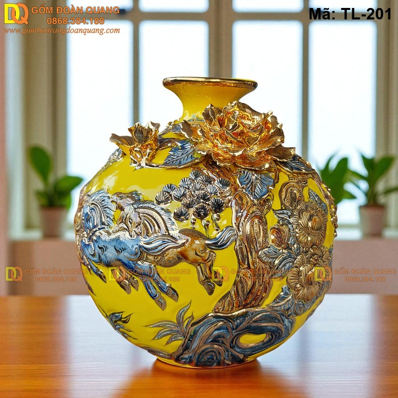 Bình gốm Bát Tràng đắp nổi hoa văn Ngựa - Bát Mã